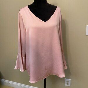 Roz & Ali  V Neck Blouse w/ Bell Flare Long Sleeves Decorative Back Pink XL NWT